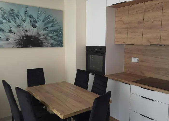 Apartament Szmaragdowy- Klimatyzacja, Parking, Internet I Ekspres Do Kawy